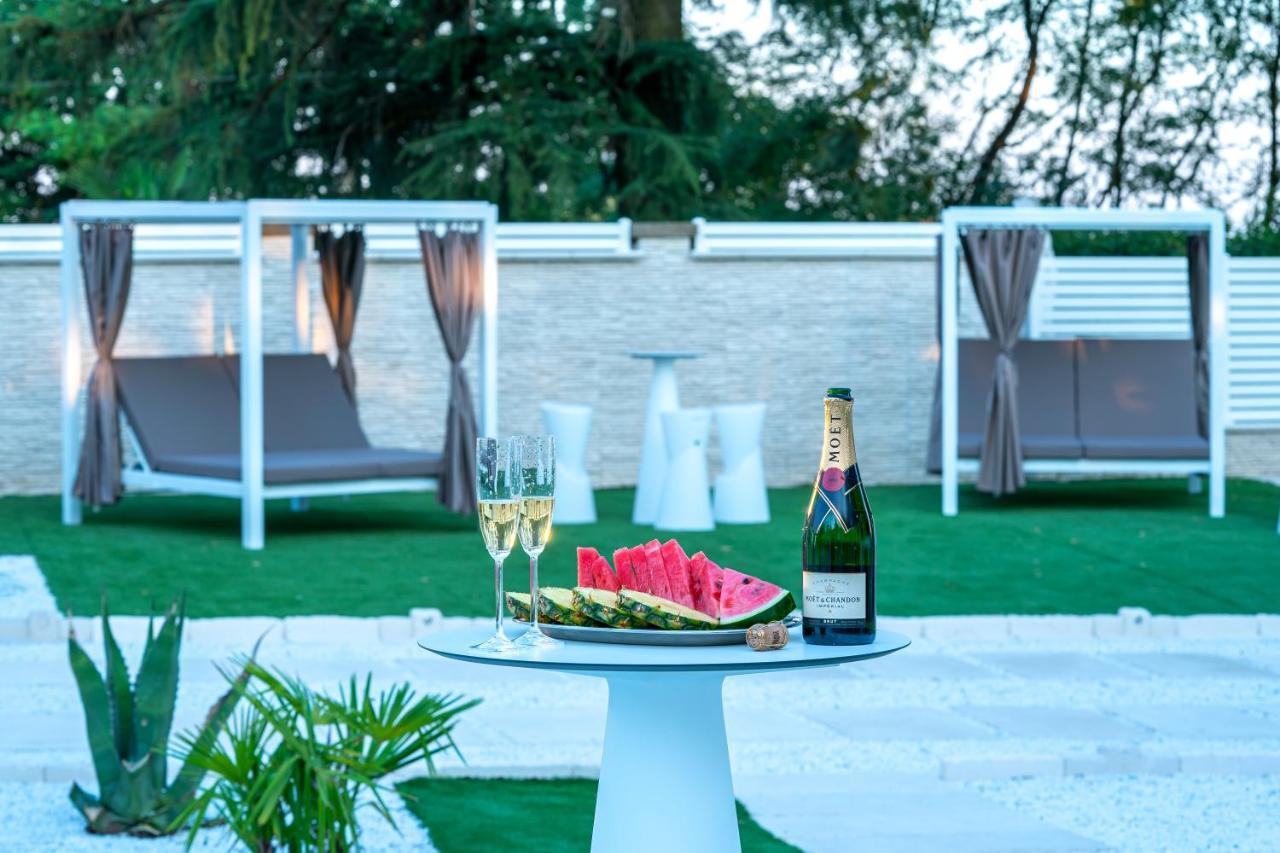 Villa Vittoria B&B - Wellness Terme di Miradolo Luaran gambar